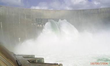 Dam Photos